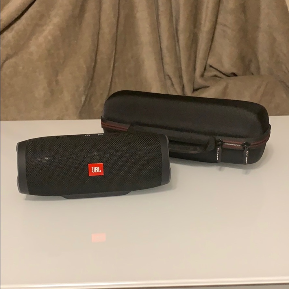 JBL charge 3
